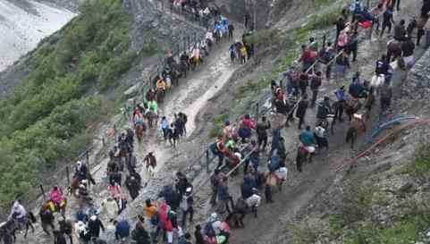 Amarnath Yatra 2026: अमरनाथ यात्रा में 4 लाख श्रद्धालुओं का आंकड़ा पार, बालटाल मार्ग से जारी दर्शन