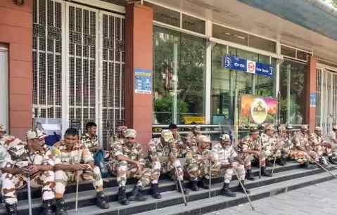 Delhi Metro Station Closed | दिल्ली मेट्रो के 57 स्टेशन बंद, CJP प्रदर्शन से पहले DMRC का बड़ा फैसला
