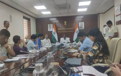 भारत में इलेक्ट्रिक यात्री कारों के विनिर्माण को बढ़ावा देने के लिए केंद्र सरकार की ऐतिहासिक योजना शुरू