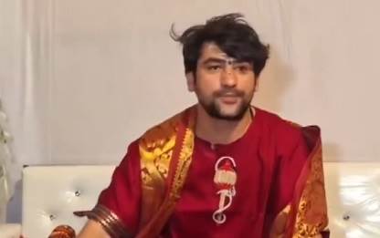 धीरेंद्र कृष्ण शास्त्री की सफाई: ‘चार बच्चे हों तो एक राष्ट्र सेवा के लिए समर्पित करें’