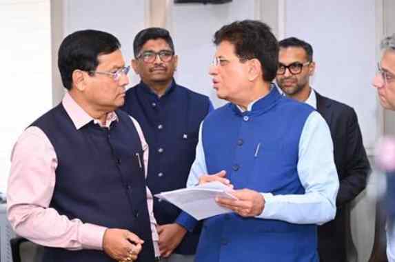 ईज ऑफ डूइंग बिजनेस पर बड़ा कदम: बंदरगाह और लॉजिस्टिक्स सुधार पर सरकार की समीक्षा बैठक