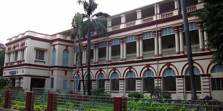 Jadavpur University: इस विश्वविद्यालय के सामने फिसड्डी हैं कई IIT संस्थान, फीस मात्र 10 हजार और पैकेज 85 लाख