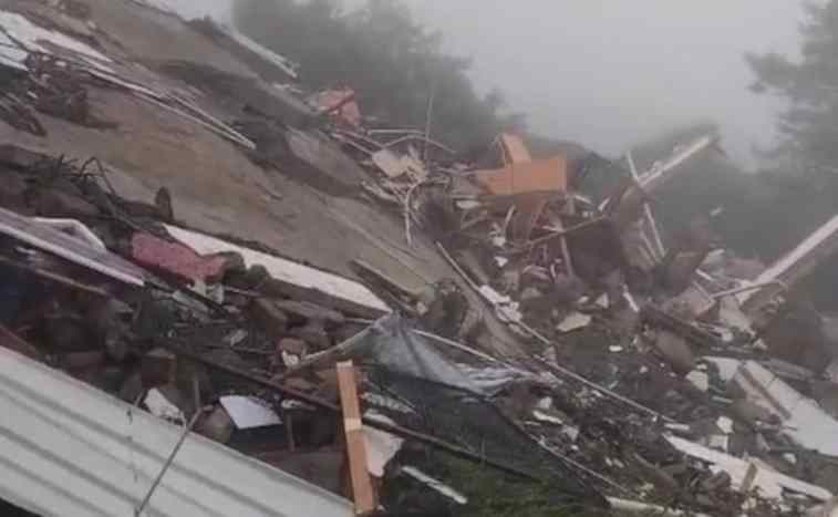 Himachal Pradesh Weather Red Alert | हिमाचल प्रदेश में भारी बारिश से शिमला में पांच मंजिला इमारत ढही, 'Red Alert' जारी