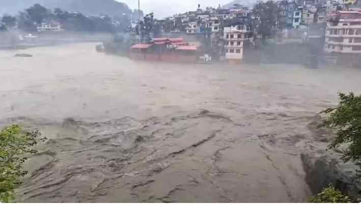 हिमाचल प्रदेश मानसून 2025: कुल्लू-मनाली राष्ट्रीय राजमार्ग पर भूस्खलन व बाढ़, आपदा-प्रतिरोधी पुनर्निर्माण कार्य जारी