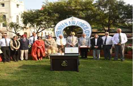 IAF Cup 2026: रॉयल कलकत्ता टर्फ क्लब में भव्य आयोजन, वायु सेना प्रमुख ने किया सम्मानित