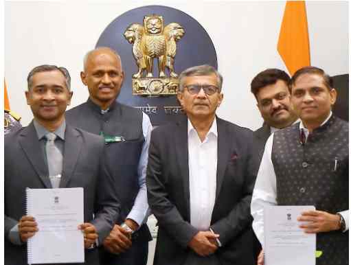 Defence News: 425 करोड़ रुपये के नौसैनिक जनरेटर सौदे पर हस्ताक्षर