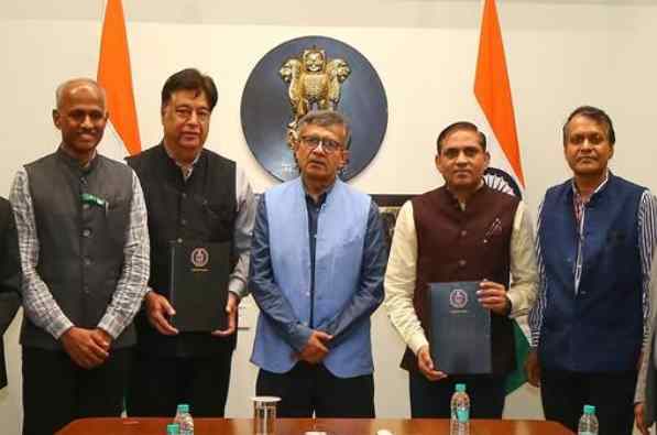 भारतीय नौसेना को मिलेंगे 20 स्वदेशी ECGNSS जैमर, रक्षा मंत्रालय ने 449 करोड़ रुपये के अनुबंध पर किए हस्ताक्षर
