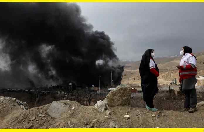 Iran US Conflict: 35 की मौत, 300 से ज्यादा घायल, खाड़ी क्षेत्र में बढ़ा तनाव और मिसाइल अलर्ट जारी