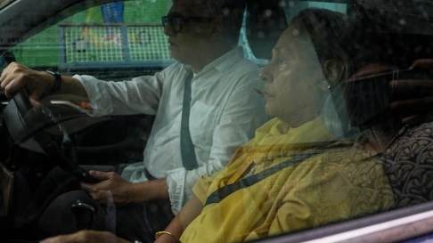 जया बच्चन ने की ममता बनर्जी से मुलाकात, TMC की हार के बाद बढ़ी राजनीतिक चर्चाएं