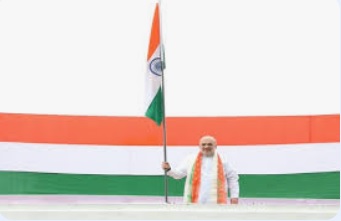 अमित शाह ने ‘हर घर तिरंगा’ अभियान में तिरंगा फहराया, राष्ट्रप्रेम और एकता का संदेश