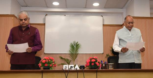 डॉ. अजय कुमार ने संघ लोक सेवा आयोग के अध्यक्ष का पदभार संभाला