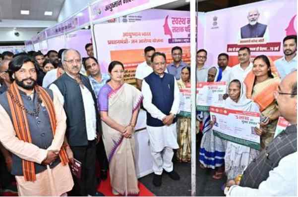 प्रधानमंत्री मोदी ने धार से 8वें राष्ट्रीय पोषण माह और 