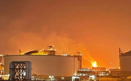 Qatar News: रास लफ्फान LNG कॉम्प्लेक्स में धमाका, 13 लोगों की मौत