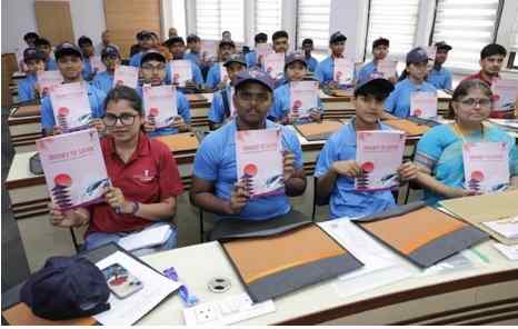 सकुरा साइंस प्रोग्राम 2026: 56 भारतीय छात्र जापान रवाना, विज्ञान और शिक्षा आदान-प्रदान कार्यक्रम