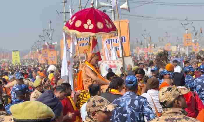 माघ मेले के बाद शंकराचार्य अविमुक्तेश्वरानंद की सुरक्षा को लेकर अमेठी से पहल