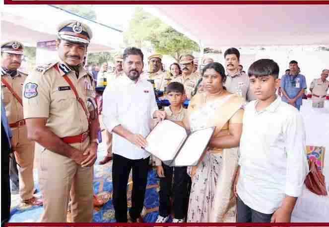 CM Revanth Reddy BIG Announcement | शहीद पुलिसकर्मियों के परिवारों को मिलेंगे ₹2 करोड़!