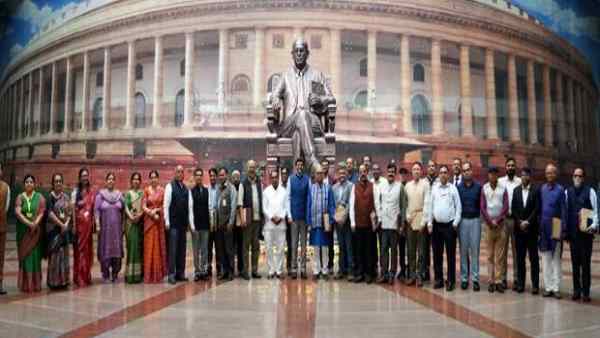 दूरसंचार विभाग की हिंदी सलाहकार समिति बैठक: राजभाषा प्रयोग को बढ़ावा देने पर जोर