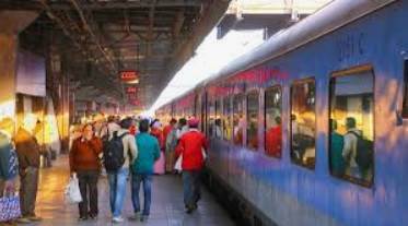 दिवाली-छठ पर 12,000+ विशेष ट्रेनें, बिहार के लिए नई रेल सेवाएँ और 20% छूट