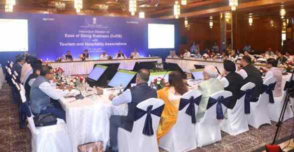 Tourism Industry Reforms: सरकार और उद्योग जगत ने किया मंथन