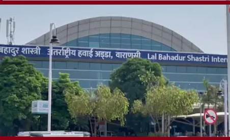 Varanasi Airport Incident: वाराणसी एयरपोर्ट पर पिस्टल से चली गोली, दो यात्री घायल