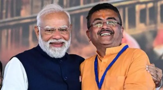 शुभेंदु अधिकारी ने ली बंगाल CM पद की शपथ, 15 साल बाद राज्य में बनी पहली BJP सरकार