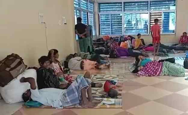 मुर्शिदाबाद में बड़ी कार्रवाई: अवैध बांग्लादेशी परिवार के 5 सदस्य गिरफ्तार, फर्जी दस्तावेज का खुलासा
