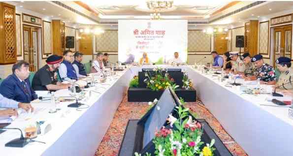 Siliguri Corridor Security: सिलीगुड़ी कॉरिडोर की सुरक्षा पर अमित शाह की समीक्षा, घुसपैठ रोकने के निर्देश