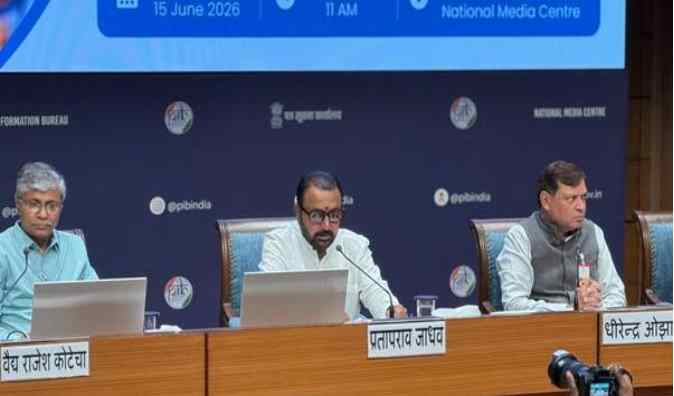 अंतरराष्ट्रीय योग दिवस 2026: ‘स्वस्थ आयु के लिए योग’ थीम के साथ 21 जून को कोलकाता में होगा मुख्य कार्यक्रम